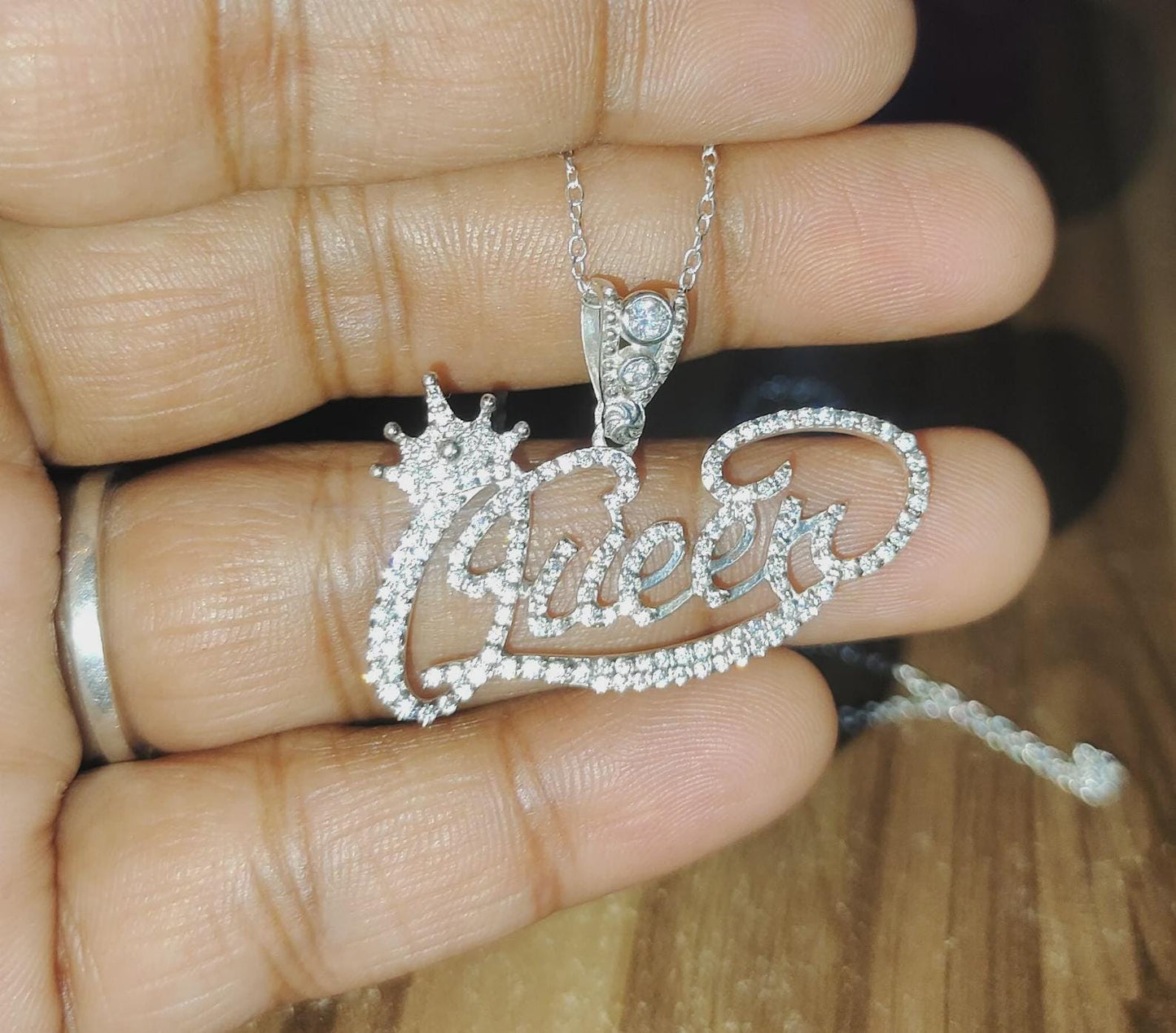 2Ct Custom Letter Pendant Lab-Created Diamond Queen Letter Initial Pendant 14K White Gold Plated Hip Hop Pendant Queen Name Crown Pendant