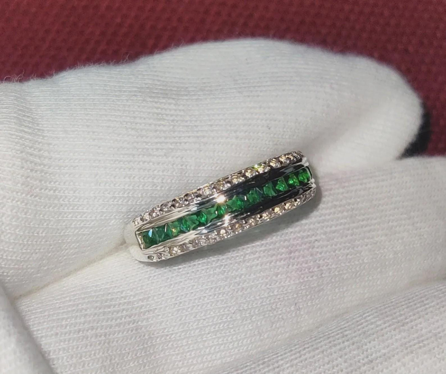 1.50Ct Emerald Princess Cut Simulated Emerald Diamond Band Engagement Anniversary Ring Prong 14K White Gold Finish 925 Sterling Silver