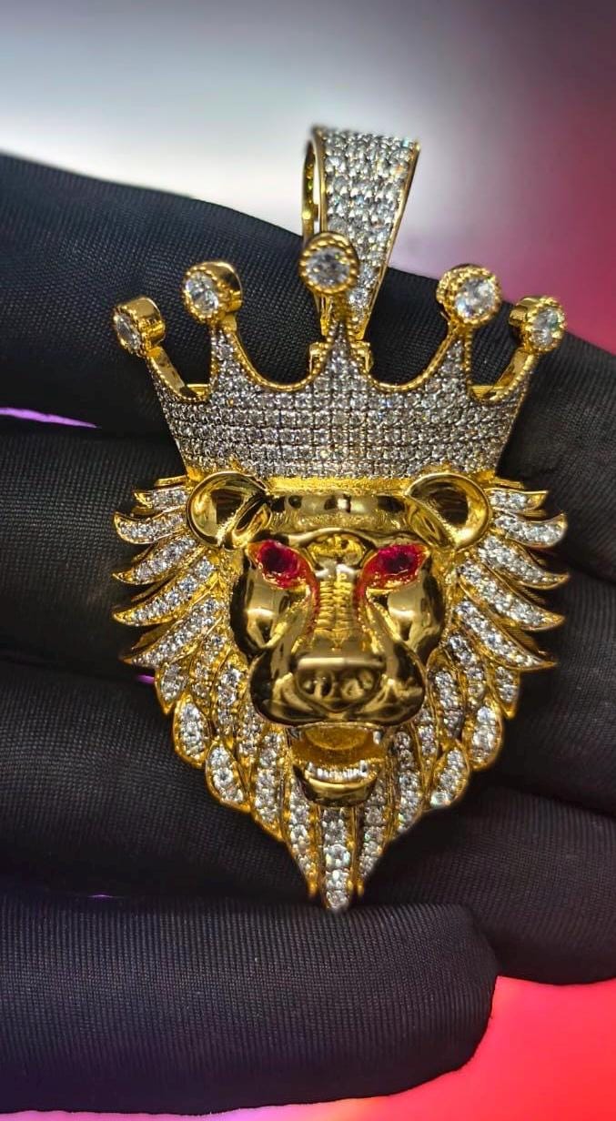 4Ct Round Cut Simulated Diamond Lion Head Pendant 14K Yellow Gold plated 925 Sterling Silver