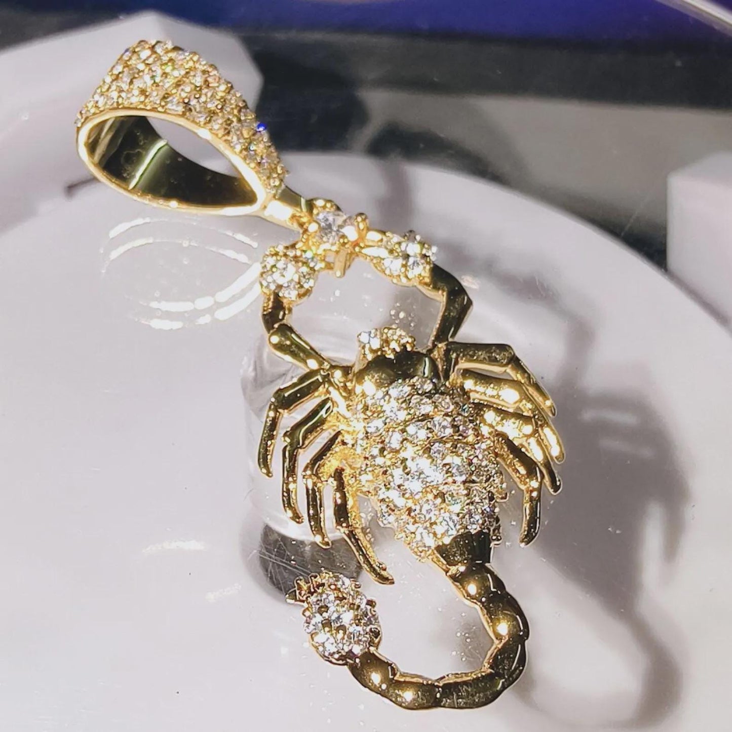 2Ct Round Cut Diamond Scorpion Pendant Simulated Pendant 14K Yellow Gold Plated 925 Sterling Silver Hip Hop Pendant For Birthday Gift