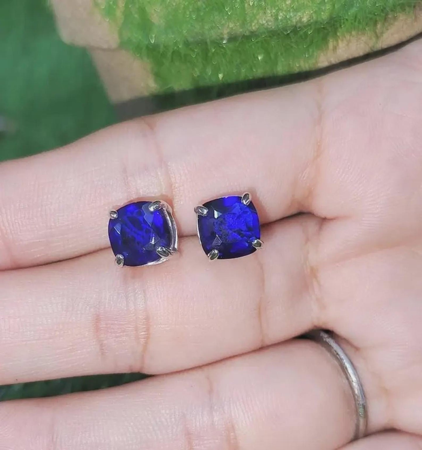 2Ct Cushion Cut Blue Sapphire Solitaire Women's Stud Earrings 14K White Gold Finish 925 Silver Blue Sapphire Women's Stud Earrings