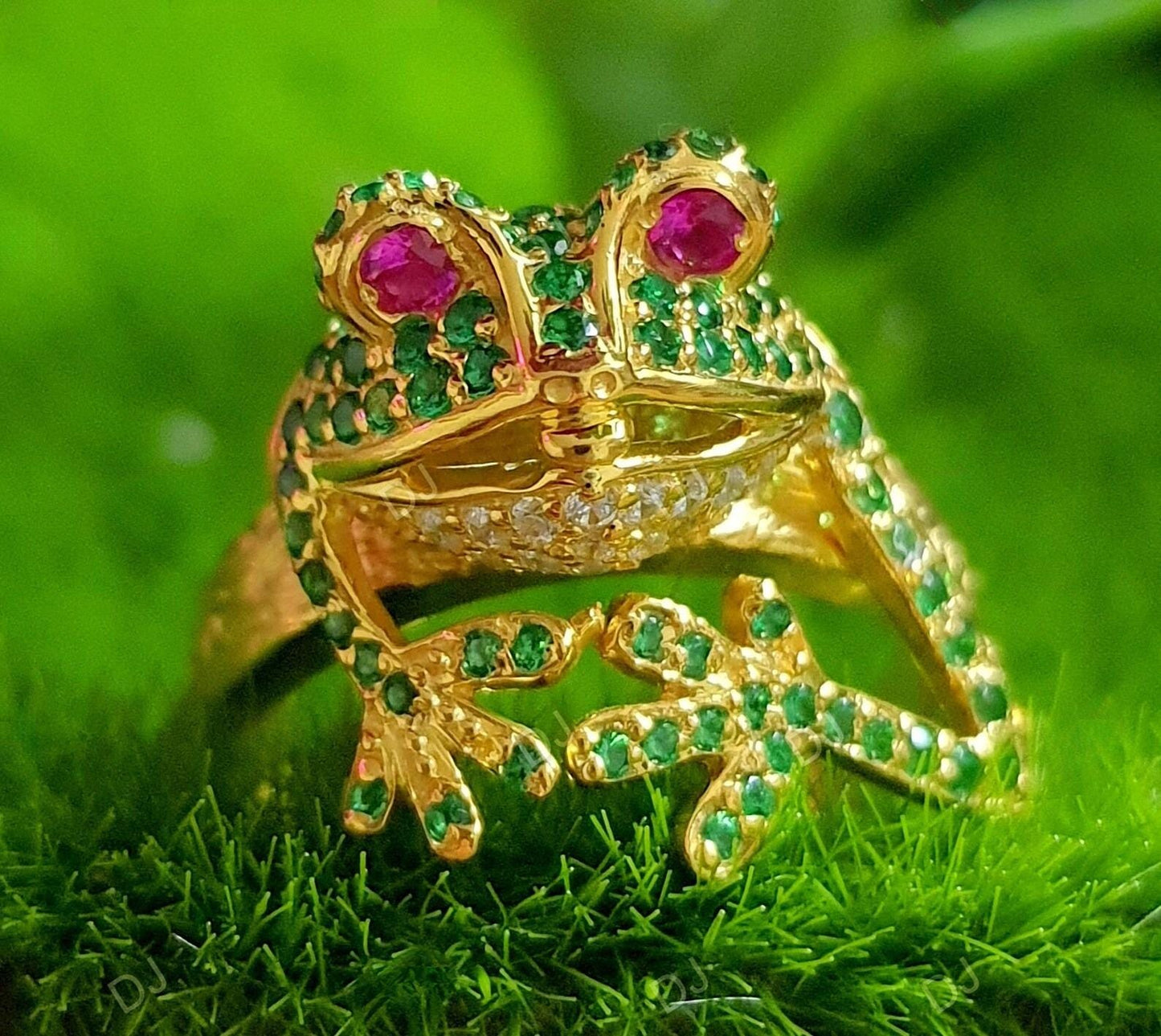 2Ct Round Cut Red Ruby and Emerald Frog Animal 14K Yellow Gold Finish Engagement Anniversary Ring, Birthday Gift, Ring For Her