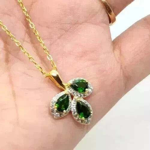 2Ct Pear Cut Green Emerald  Women's Flower Pendant14K Yellow Gold Plated