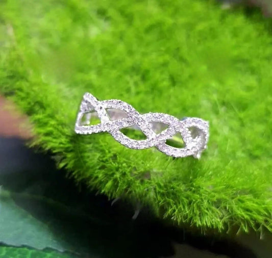 1.50Ct Round Cut Simulated Diamond Wedding Engagement Criss Cross Band Women's Engagement Ring 14K White Gold Plated 925 Silver