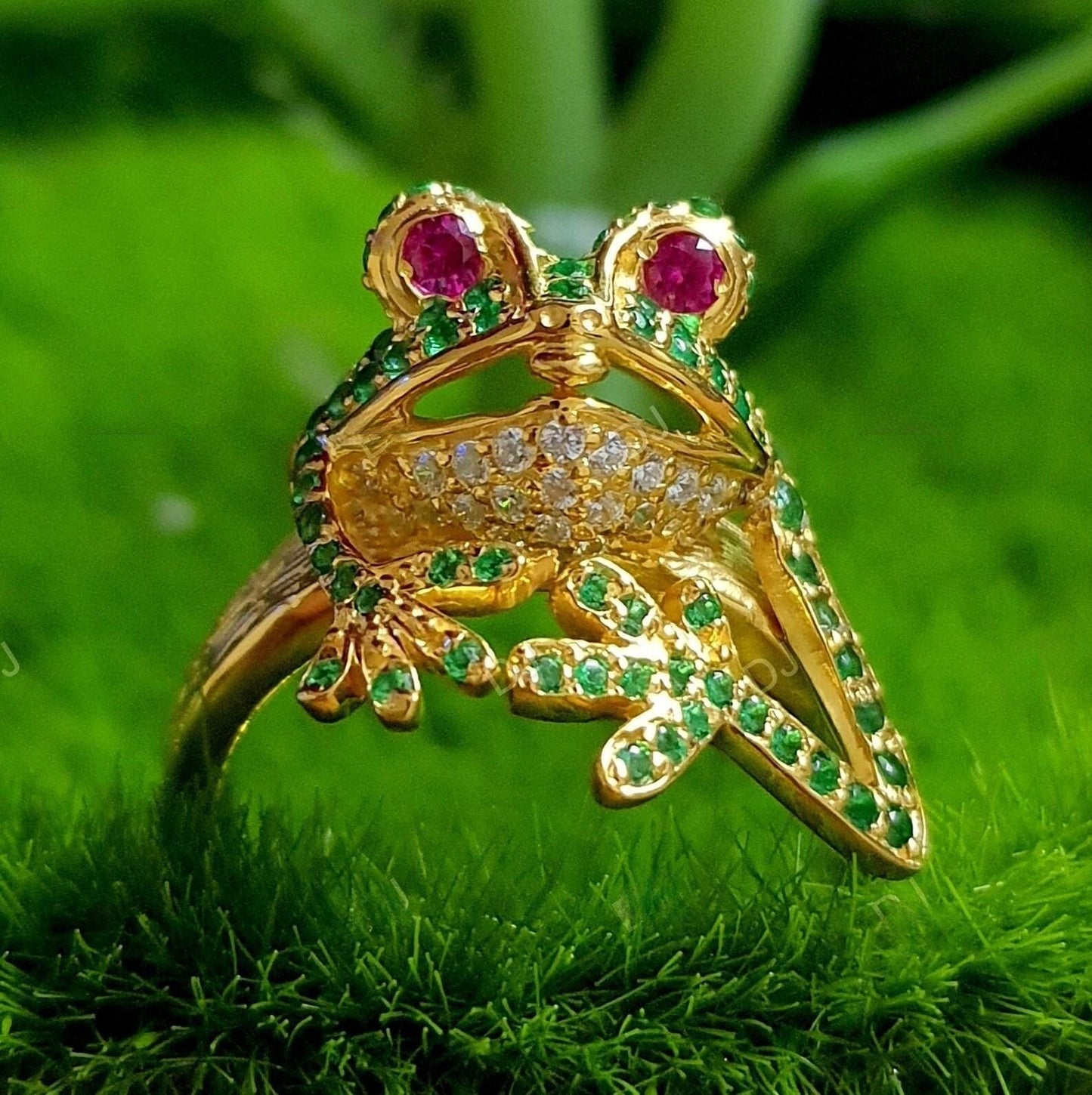 2Ct Round Cut Red Ruby and Emerald Frog Animal 14K Yellow Gold Finish Engagement Anniversary Ring, Birthday Gift, Ring For Her