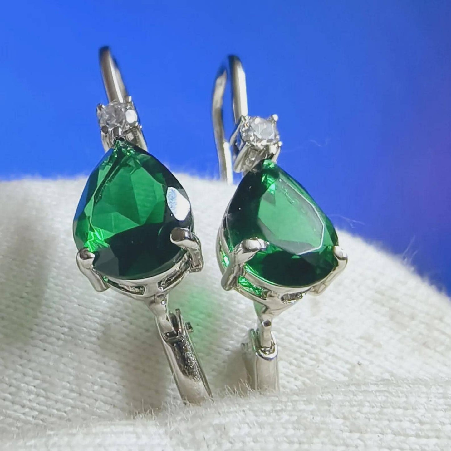 2Ct Pear Cut Simulated Green Emerald Dangle Earring 14K White Gold Finish 925 Sterling Silver Lever back Special Occasion Birthday Gift