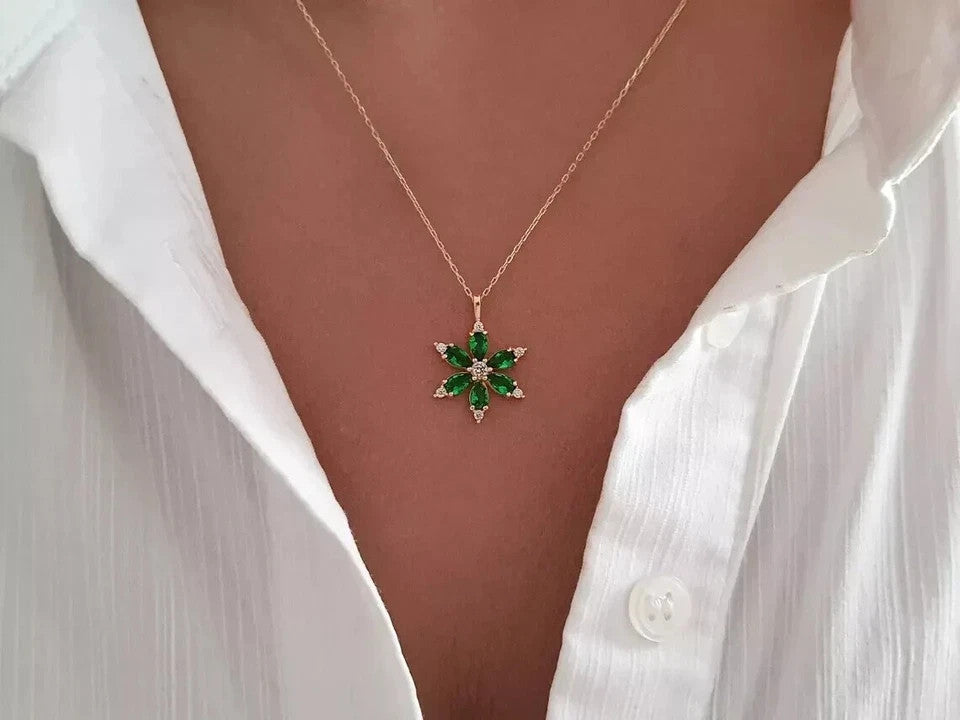 2Ct Pear Cut Lab Created Emerald Diamond Flower Pendant 14K Rose Gold Plated