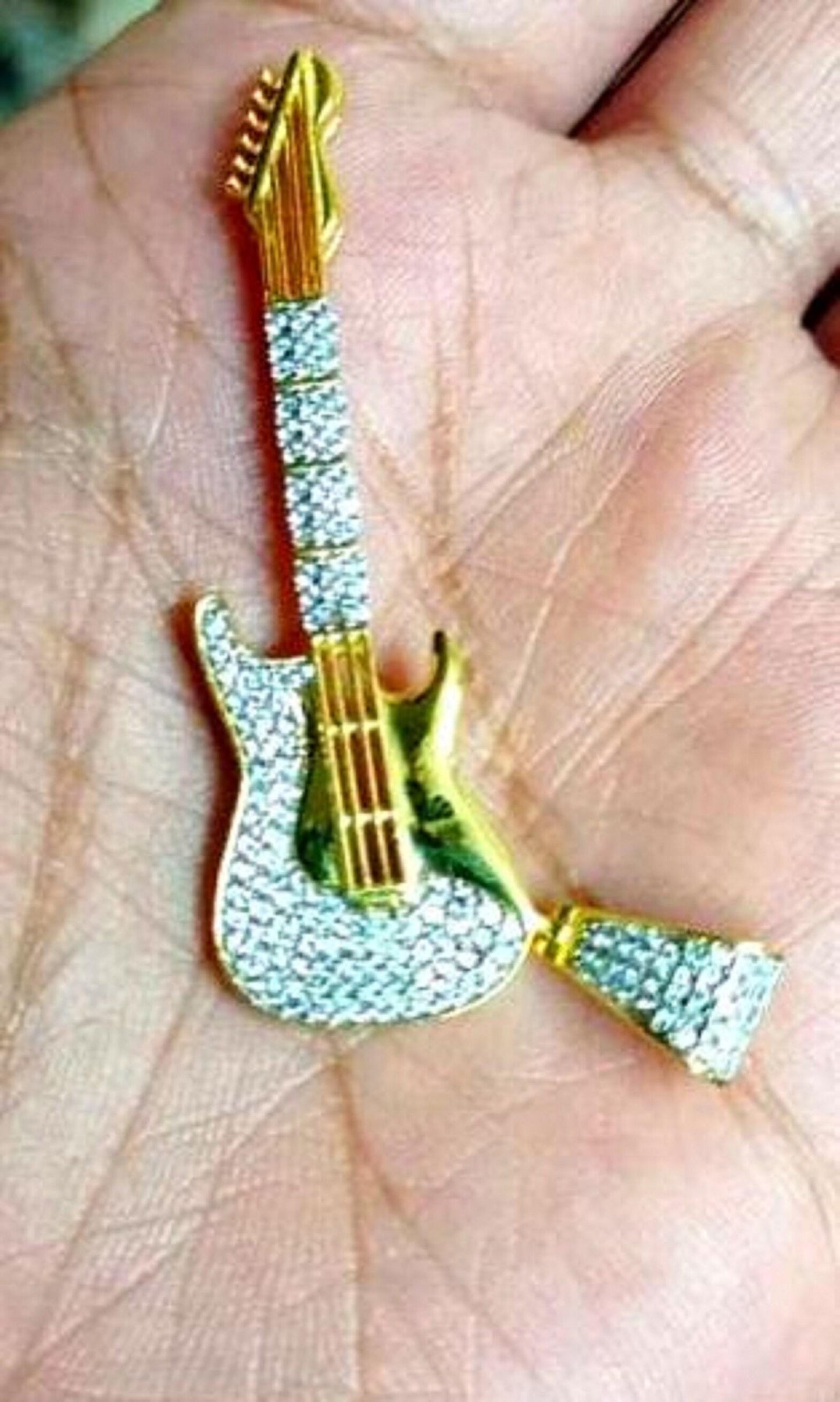 2.50Ct Round Cut Diamond Guitar Shape Pendant 14K Yellow Gold Finish 18 Free Chain For Women And Girls