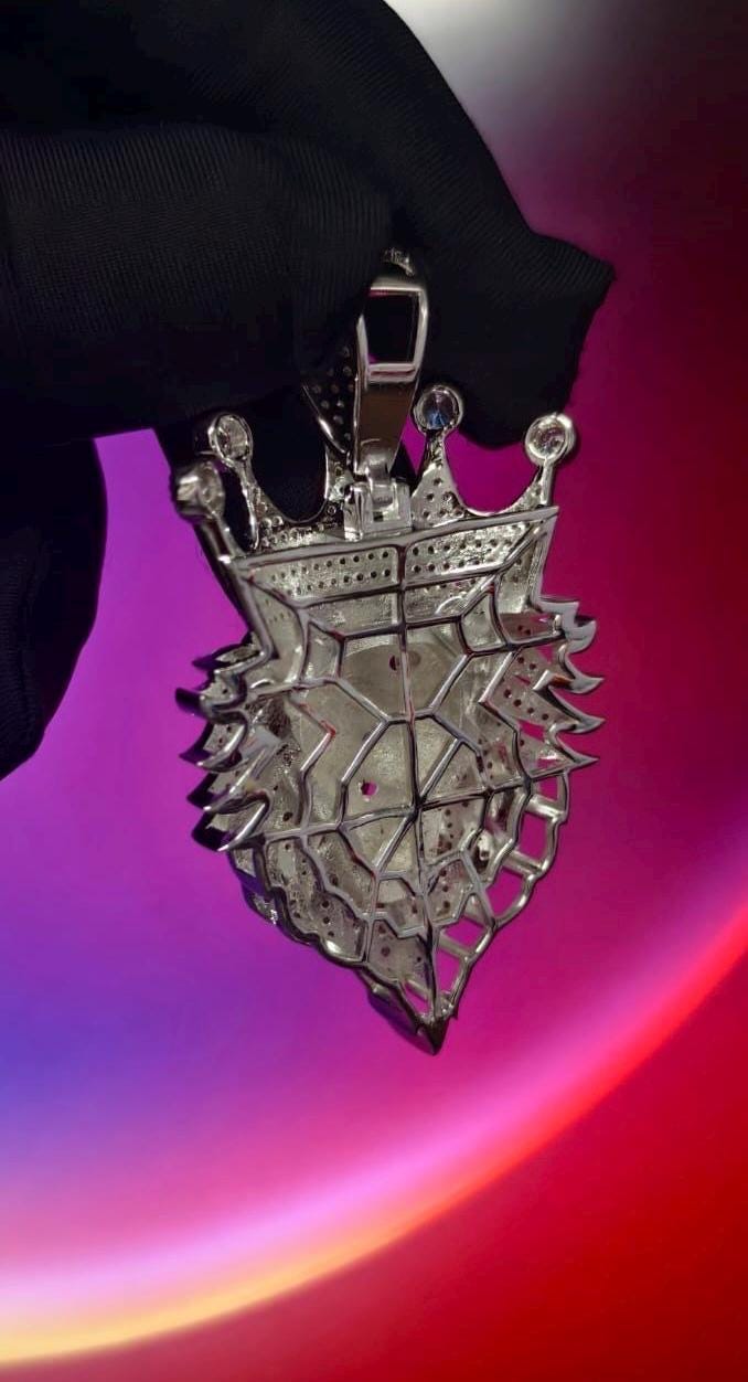 4Ct Round Cut Simulated Diamond Lion Head Pendant 14K White Gold plated 925 Sterling Silver