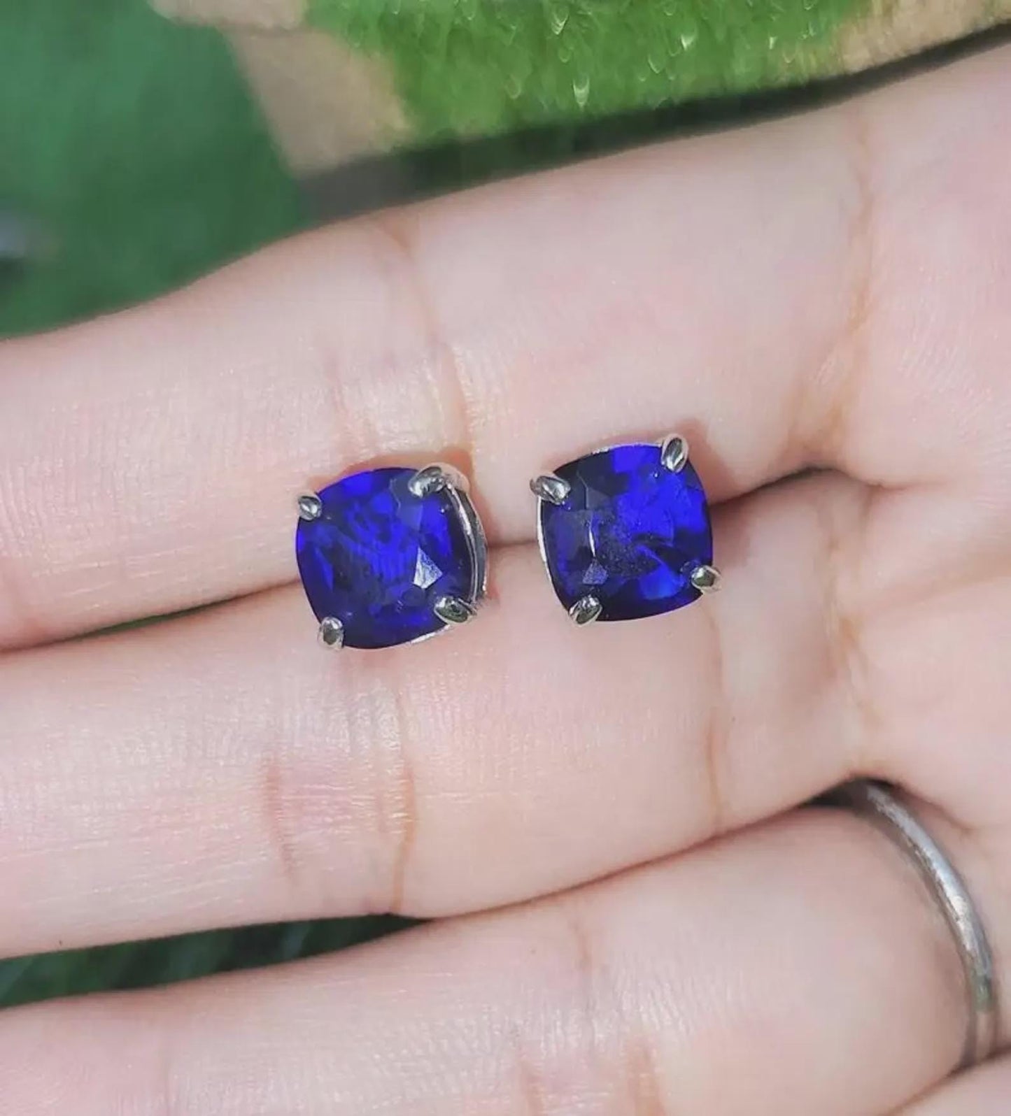 2Ct Cushion Cut Blue Sapphire Solitaire Women's Stud Earrings 14K White Gold Finish 925 Silver Blue Sapphire Women's Stud Earrings