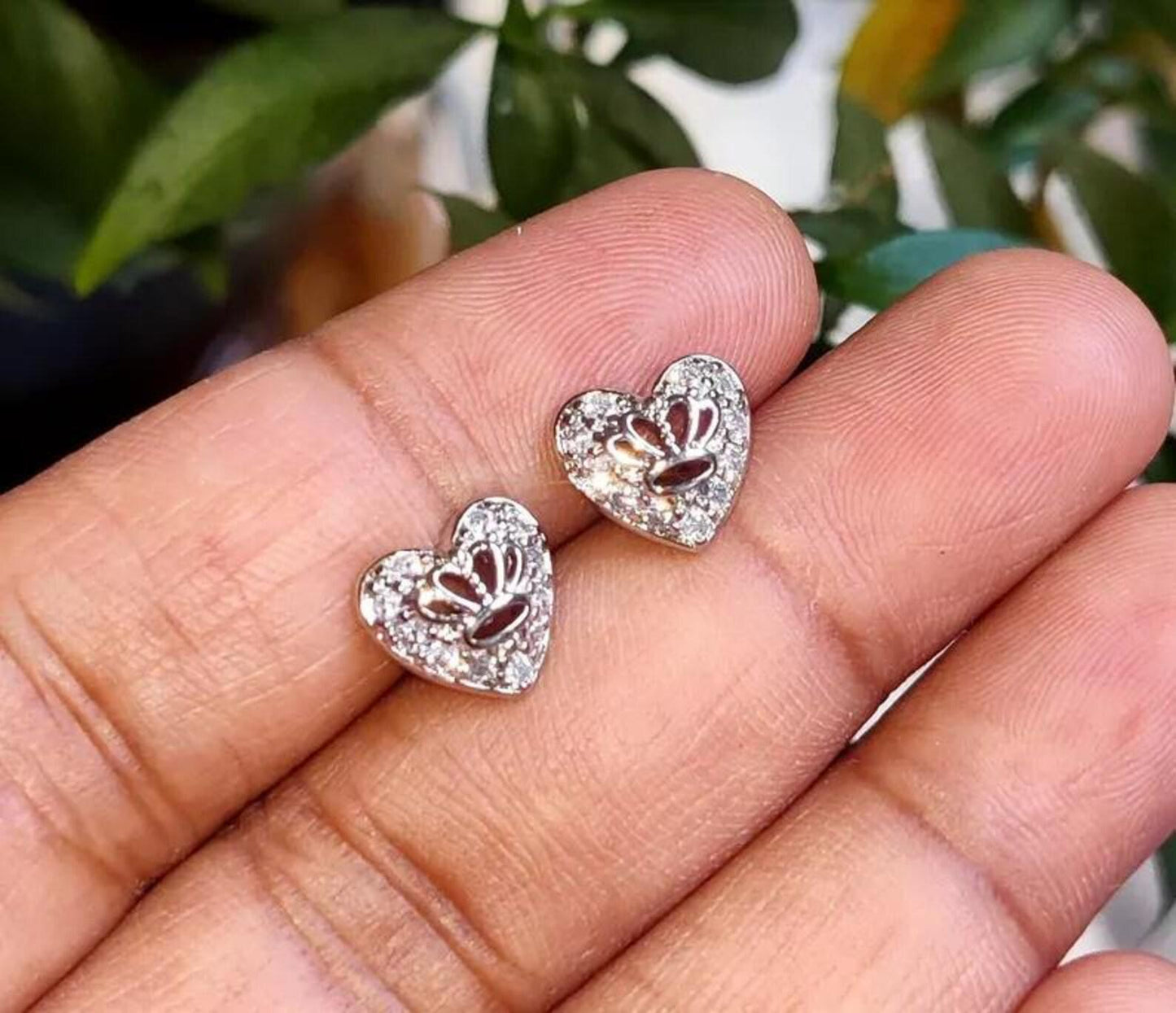 1Ct Round Cut Diamond Women's Heart Stud Earrings Cluster Halo Stud Earrings 14K White Gold Finish 925 Silver Stud Earrings Push Back Stud