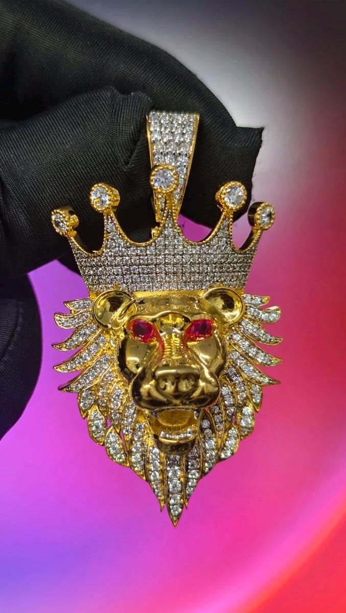 4Ct Round Cut Simulated Diamond Lion Head Pendant 14K Yellow Gold plated 925 Sterling Silver