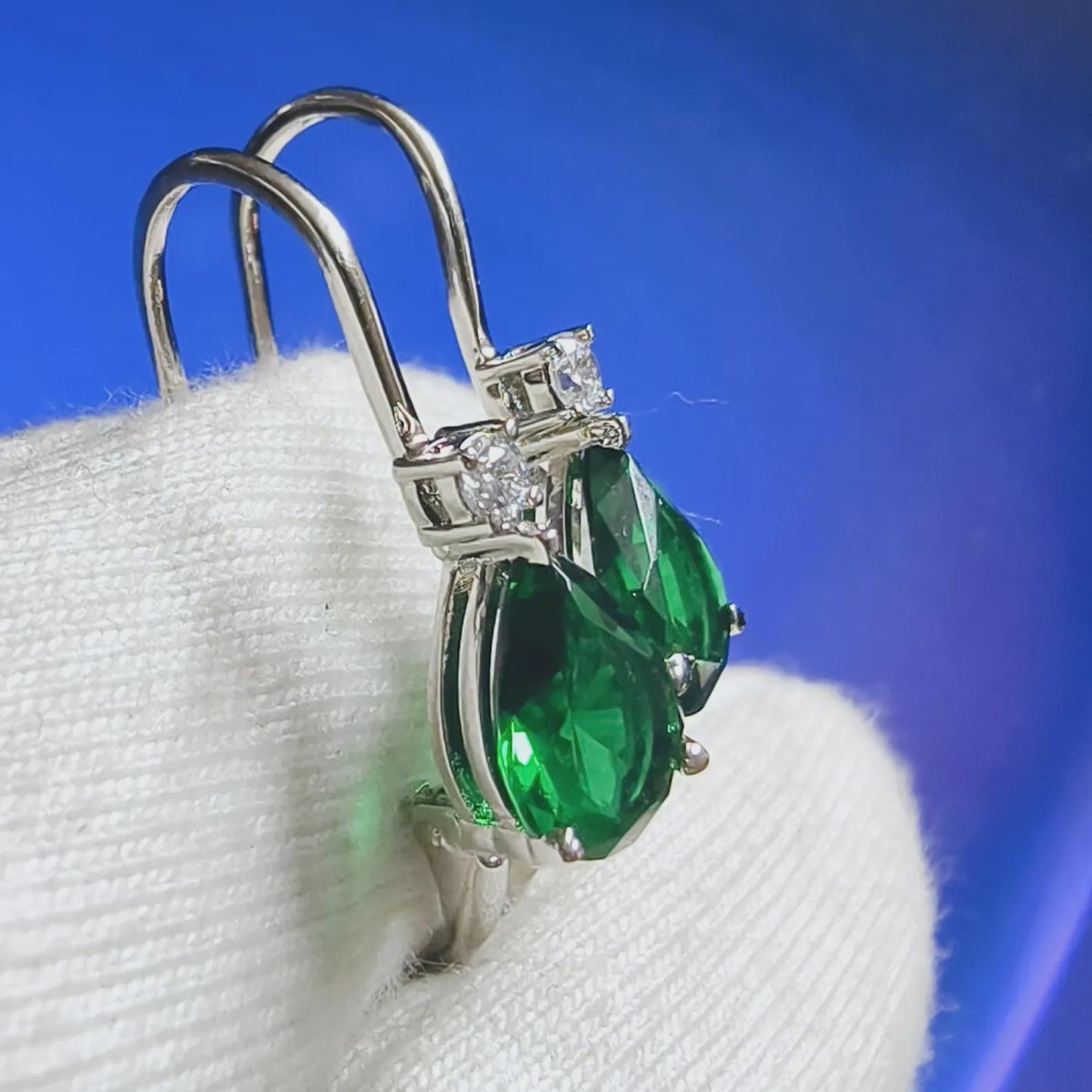 2Ct Pear Cut Simulated Green Emerald Dangle Earring 14K White Gold Finish 925 Sterling Silver Lever back Special Occasion Birthday Gift