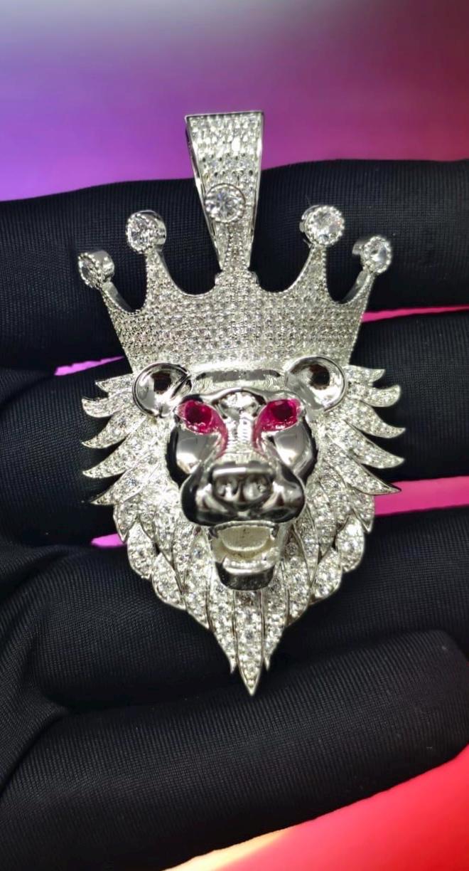 4Ct Round Cut Simulated Diamond Lion Head Pendant 14K White Gold plated 925 Sterling Silver