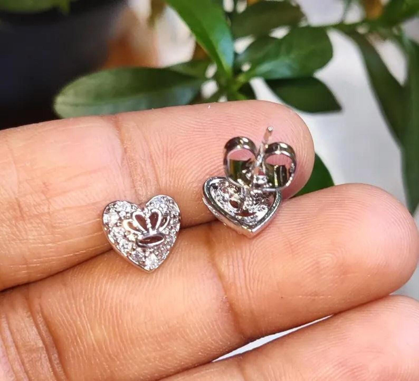 1Ct Round Cut Diamond Women's Heart Stud Earrings Cluster Halo Stud Earrings 14K White Gold Finish 925 Silver Stud Earrings Push Back Stud