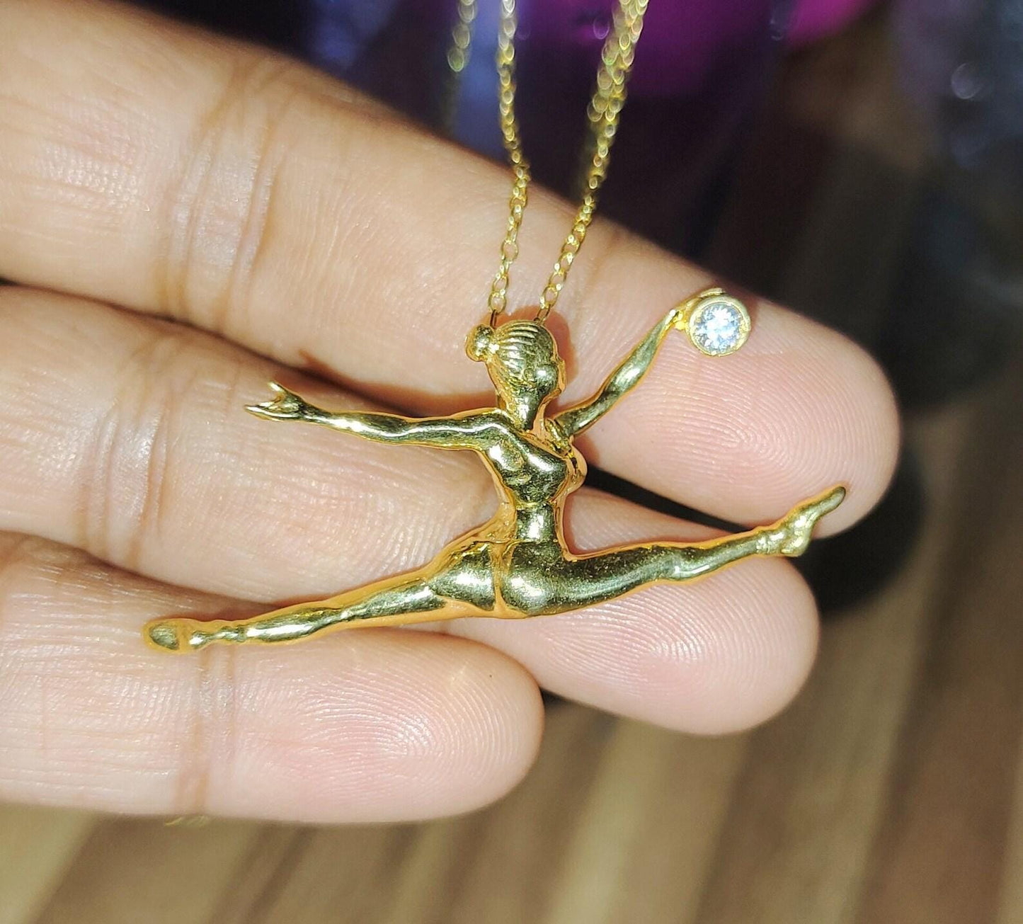 0.20Ct Round Lab-Created Diamond Dancing Lady Pendant 14K Yellow Gold Plated Hip Hop Circle Pendant Diamond Pendant 925 Sterling Silver