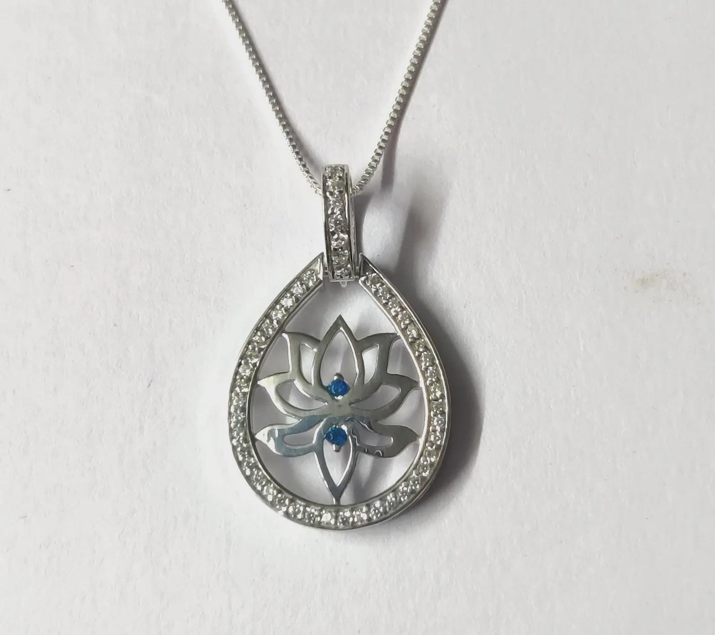 1Ct Round Cut Simulated Diamond Flower Lotus Pendant Necklaces Pendant 14K White Gold Over Moissanite Lotus Women's Pendant