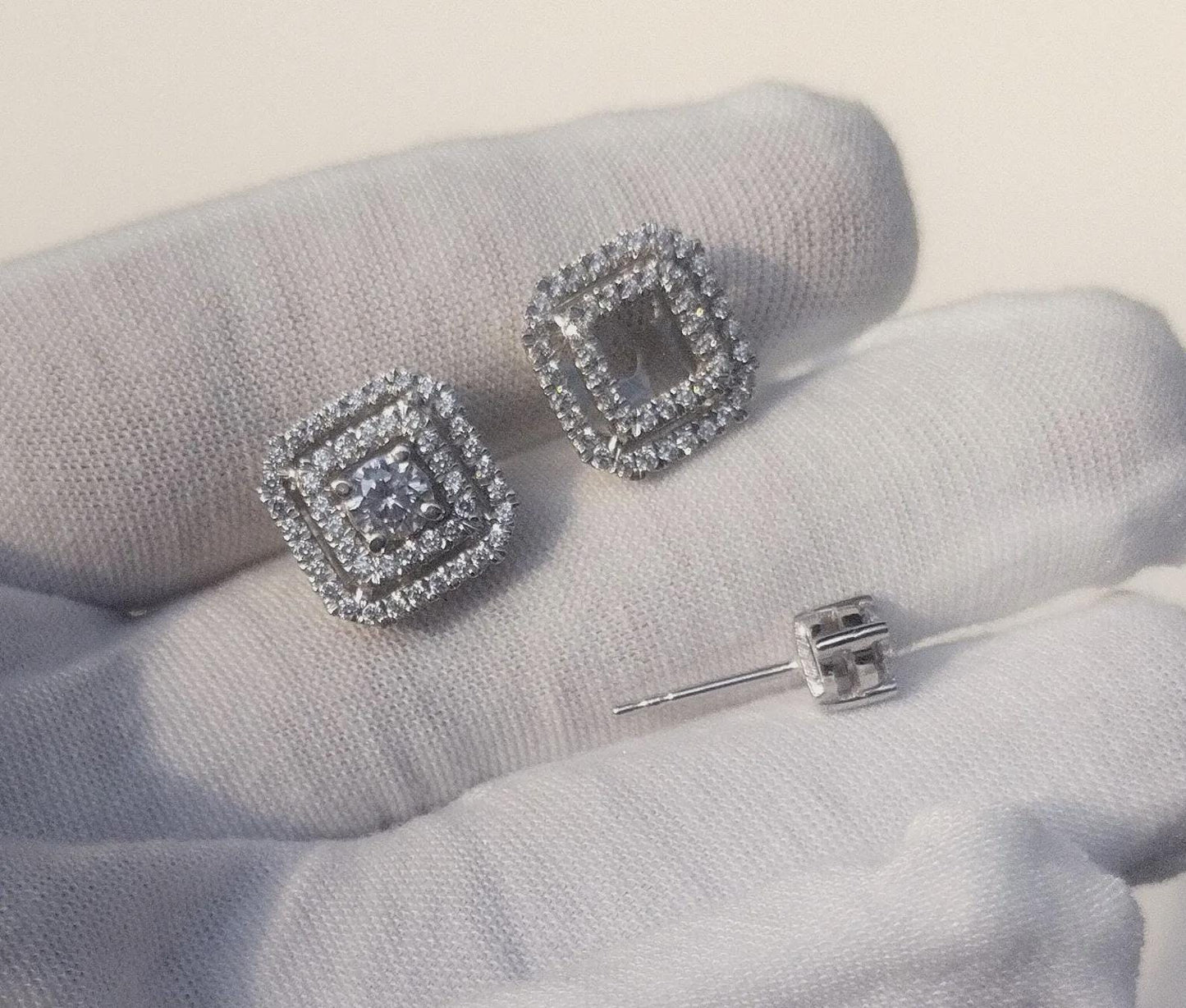 2Ct Round Cut Lab-Created VVS1 Diamond Push Back Cluster Halo Women's Stud Earrings 14K White Gold Plated Unisex Diamond Stud Earrings