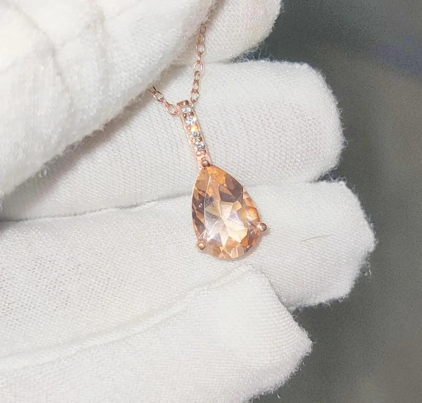 2Ct Pear Cut Simulated Morganite Pendant 14K Rose Gold Plated 925 Silver Drop Shape Pendant For Birthday Party Gift