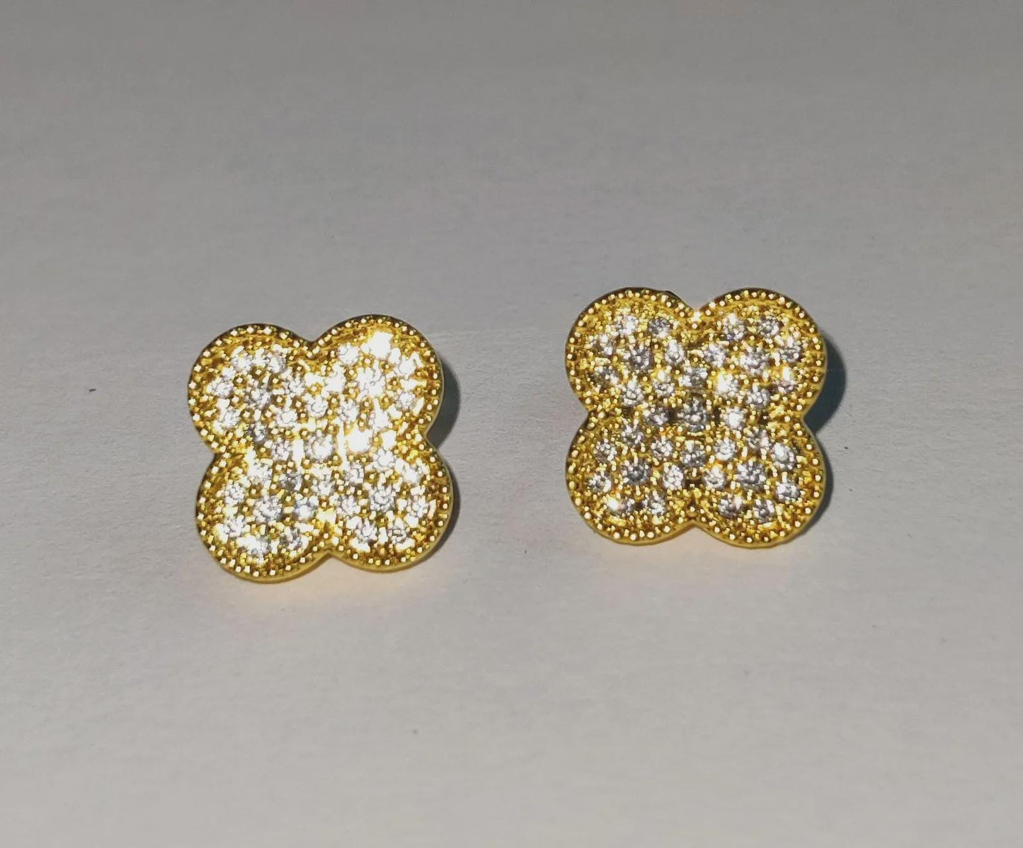 1.50Ct Round Cut Diamond Women's Stud Earrings Cluster Stud Earrings 14K Yellow Gold Finish 925 Silver Stud Earrings Push Back Stud Earrings