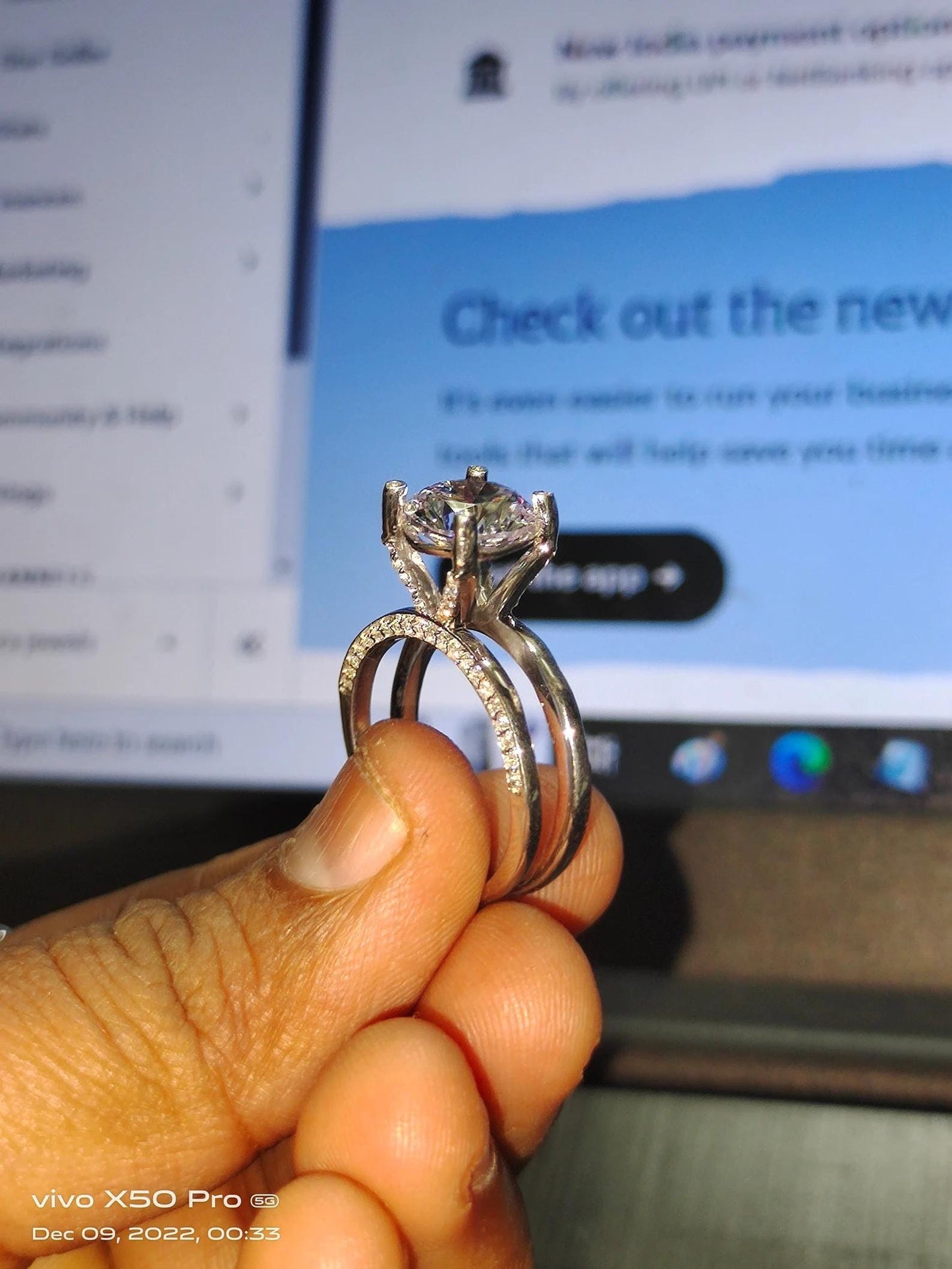 2Ct Round Cut Simulated White Diamond Wedding Women Engagement Anniversary Band Ring 14k White Gold Plated- 925 Silver, Gift for Her