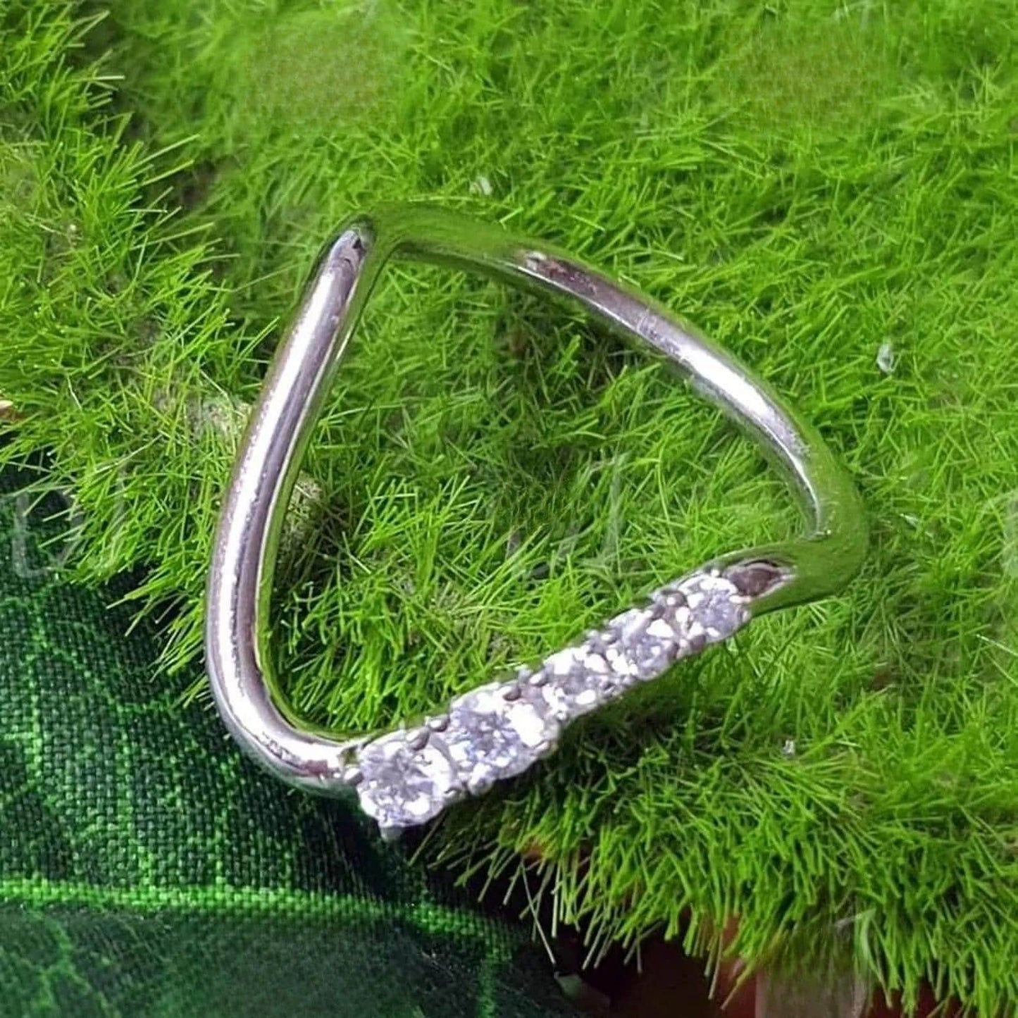 1.50Ct Round Cut Simulated Diamond Wedding Engagement Five Stone Band Women's Engagement Ring 14K White Gold Plated 925 Silver