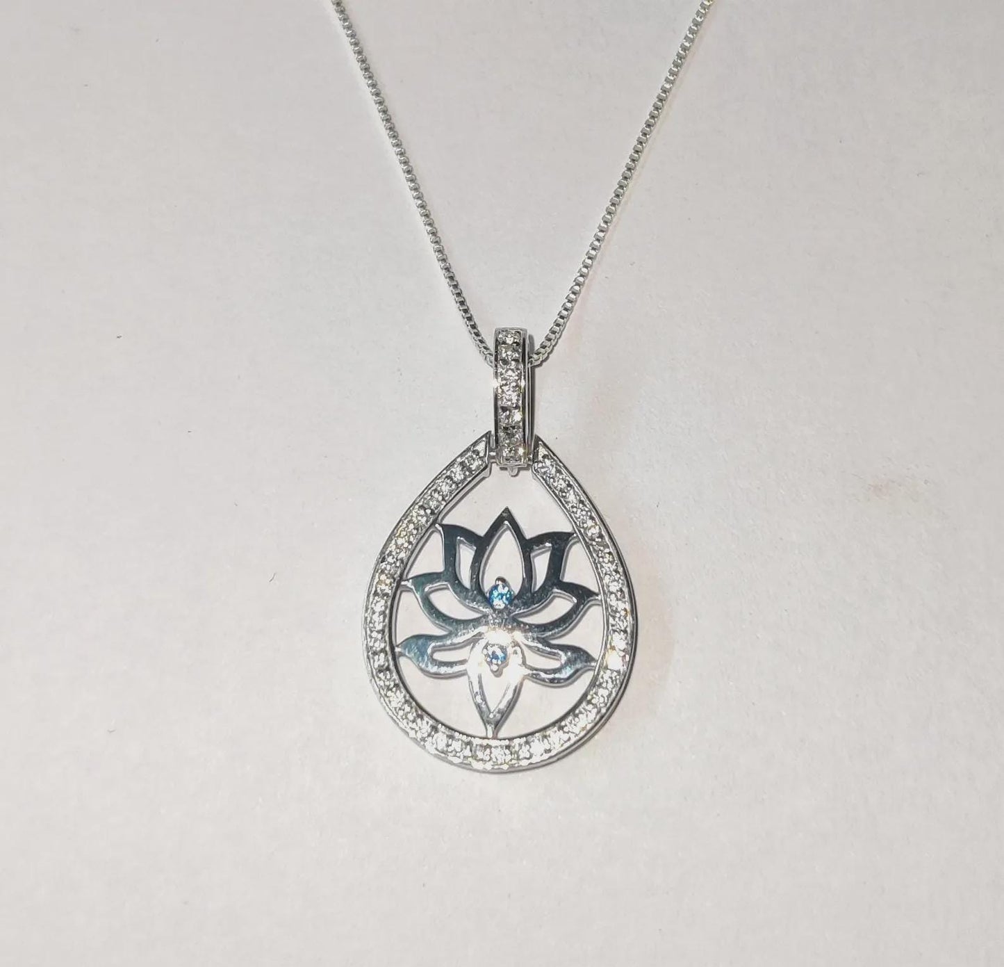 1Ct Round Cut Simulated Diamond Flower Lotus Pendant Necklaces Pendant 14K White Gold Over Moissanite Lotus Women's Pendant