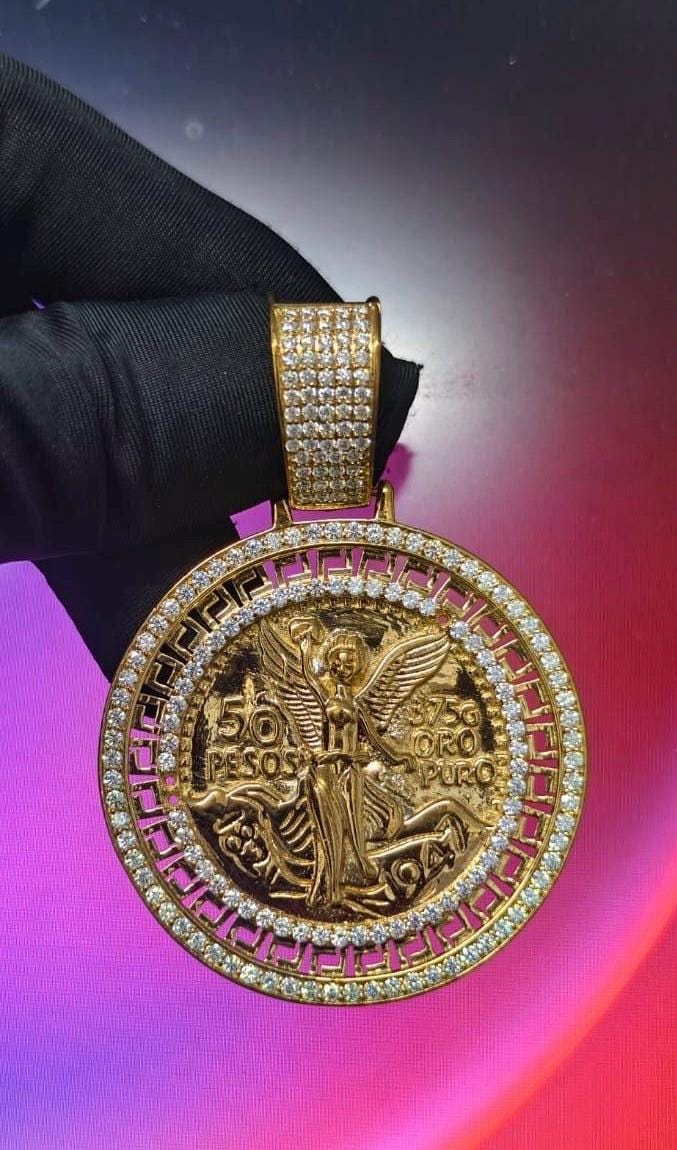 2Ct Round Cut Simulated Diamond Pendant 50 Pesos Centenario 14K Yellow Gold Plated - 925 Silver