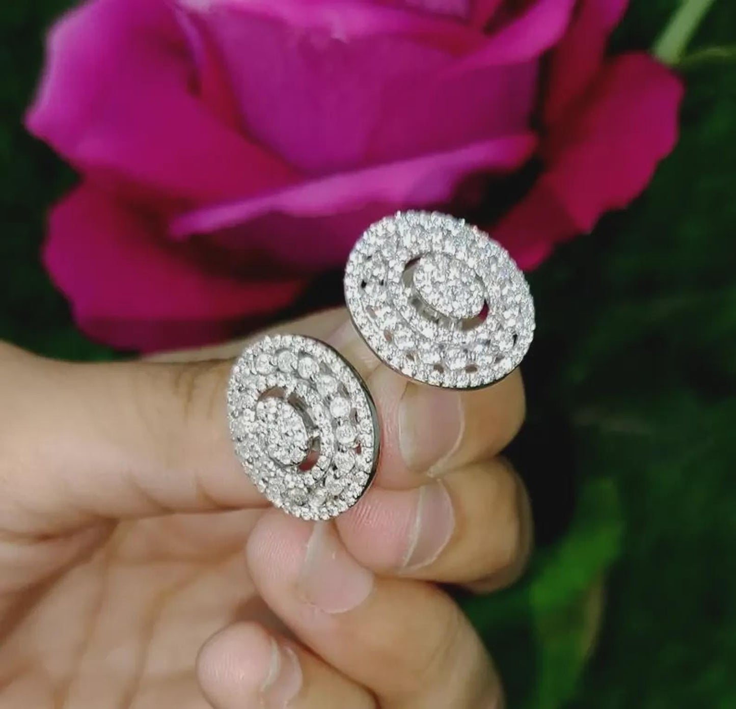 2Ct Round Stud Earrings VVS1 Diamond Cluster Halo Stud Earrings 14K White Gold Finish 925 Silver Stud Earrings Push Back Stud