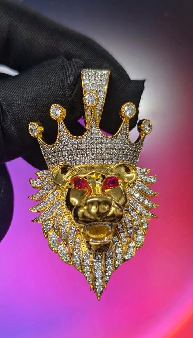 4Ct Round Cut Simulated Diamond Lion Head Pendant 14K Yellow Gold plated 925 Sterling Silver