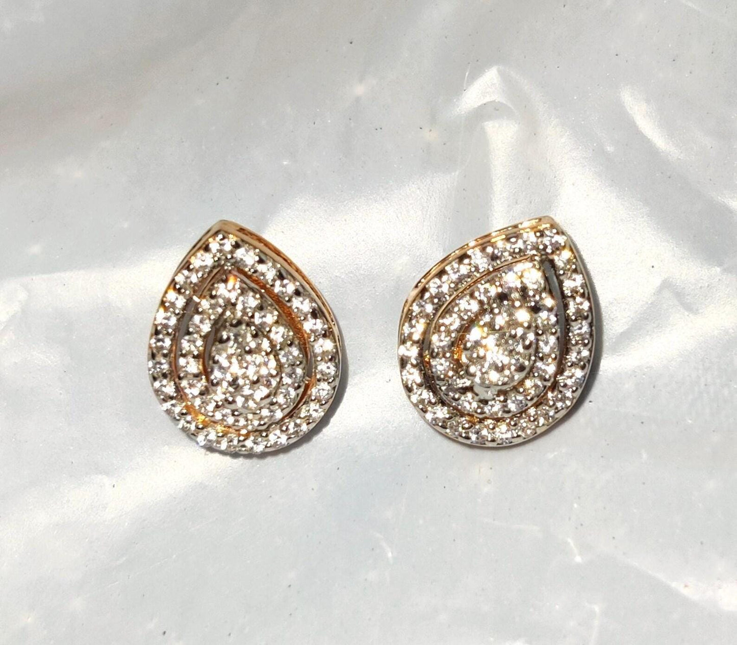 2Ct Diamond Stud Earrings VVS1 Diamond Cluster Halo Stud Earrings 14K Rose Gold Finish 925 Silver Stud Earrings Push Back Stud