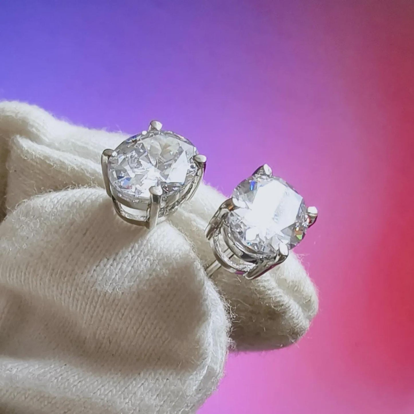 2Ct Diamond Stud Earrings 4Ct Oval Cut VVS1 Diamond Solitaire Stud Earrings 14K White Gold Finish 925 Silver Diamond Stud Earrings