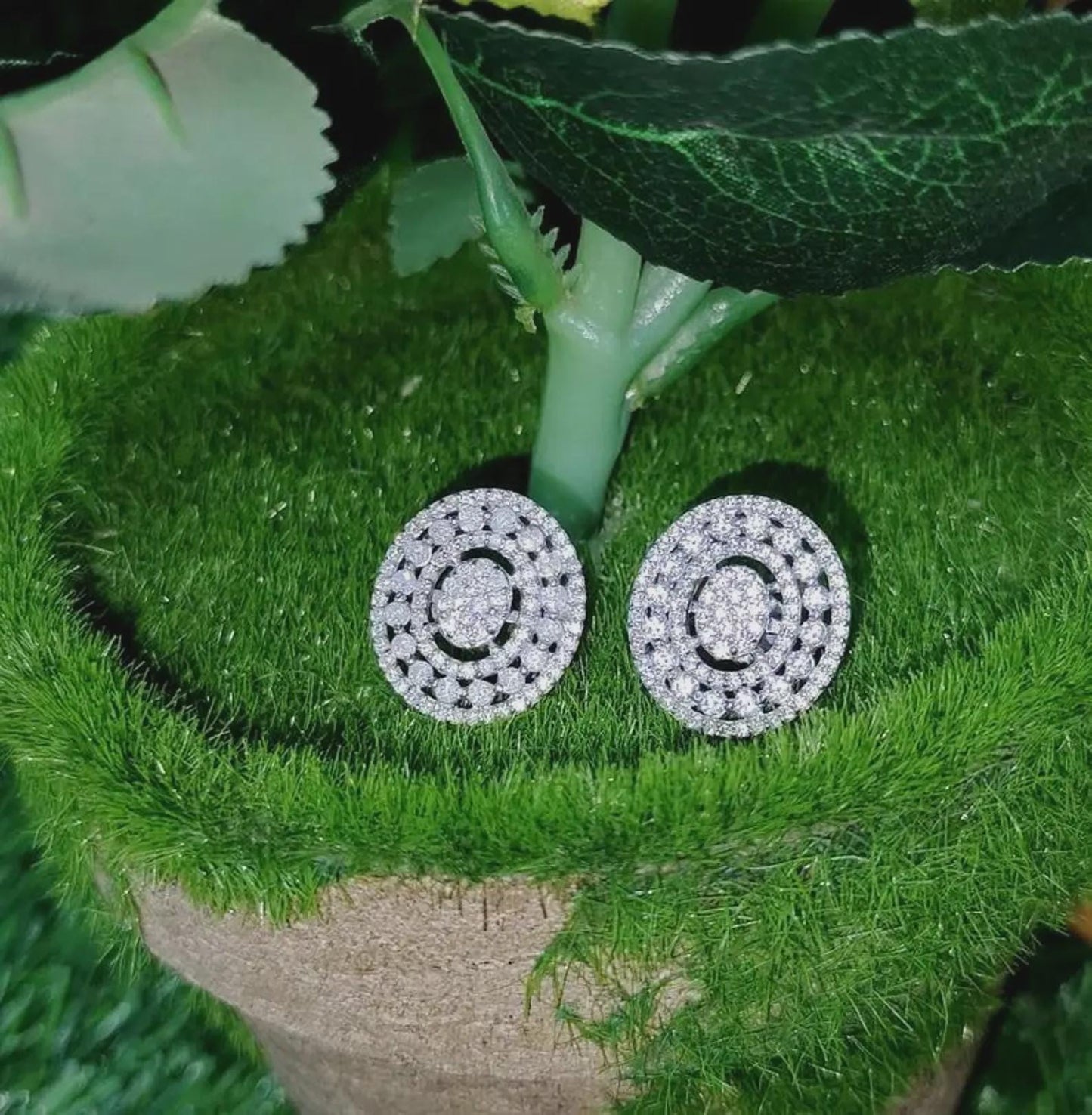 2Ct Round Stud Earrings VVS1 Diamond Cluster Halo Stud Earrings 14K White Gold Finish 925 Silver Stud Earrings Push Back Stud