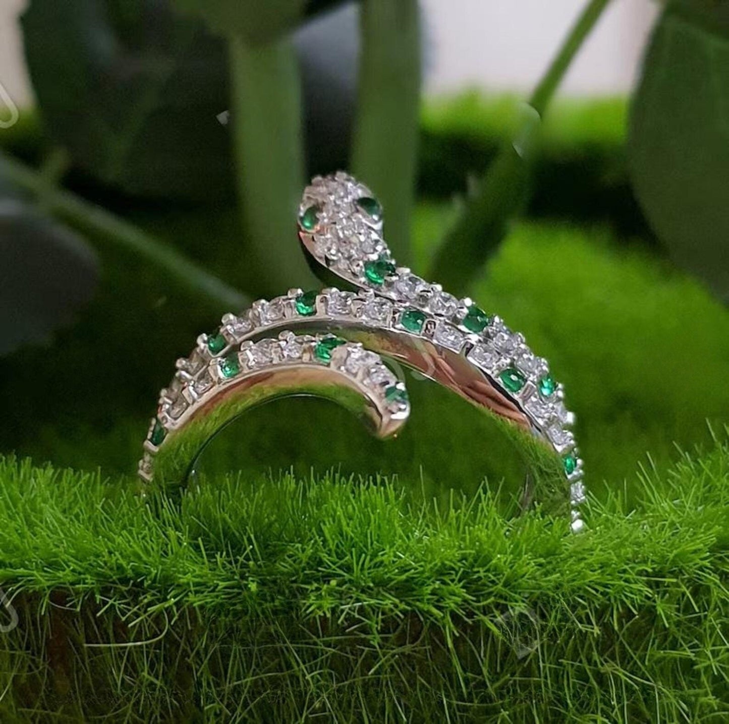 0.50Ct Round Cut Green Emerald VVS1 Diamond Solitaire Engagement Snake Women's Ring 14K White Gold Finish Gift For Her, Birthday Gift