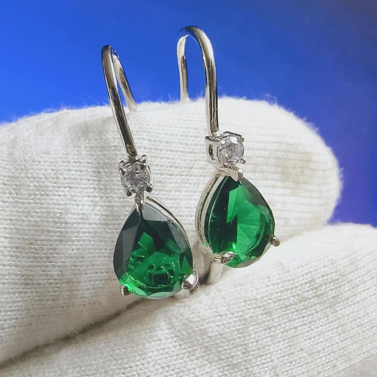 2Ct Pear Cut Simulated Green Emerald Dangle Earring 14K White Gold Finish 925 Sterling Silver Lever back Special Occasion Birthday Gift