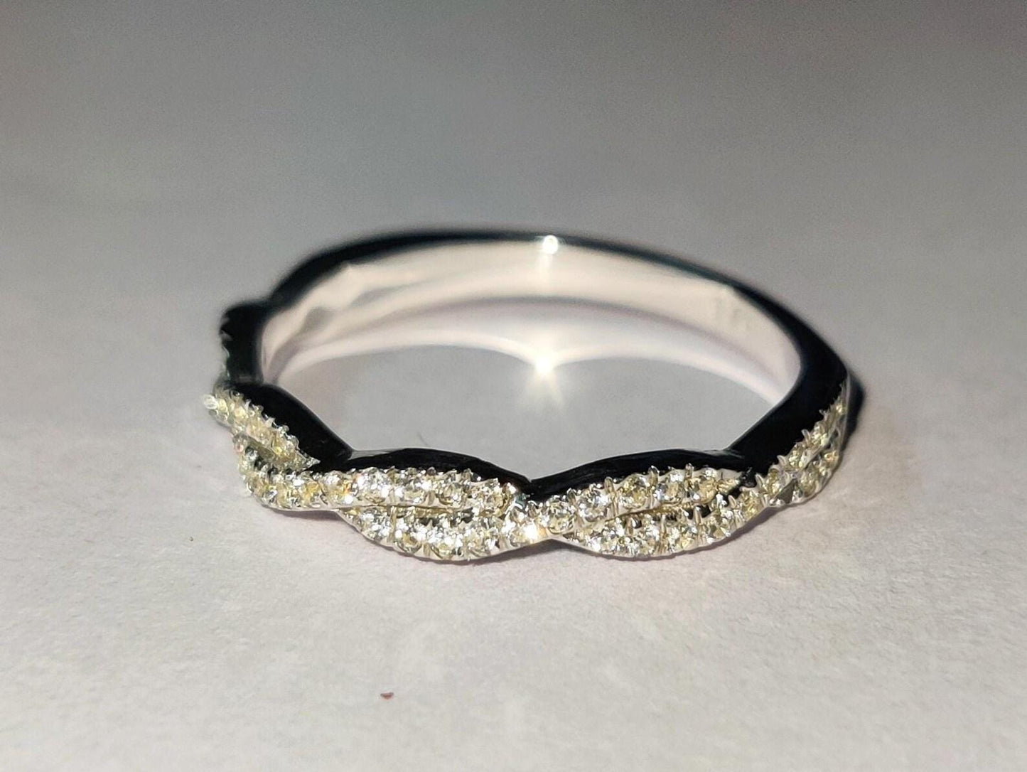 1.50Ct Round Cut Simulated Diamond Wedding Engagement Twisted Band Women's Engagement Ring 14K White Gold Plated 925 Silver