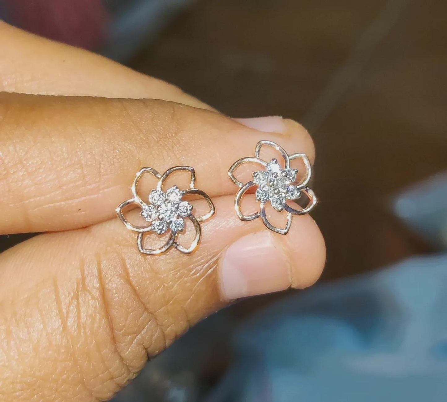 1Ct Diamond Stud Earrings VVS1 Diamond Cluster Flower Stud Earrings 14K Rose Gold Finish 925 Silver Stud Earrings Push Back Stud