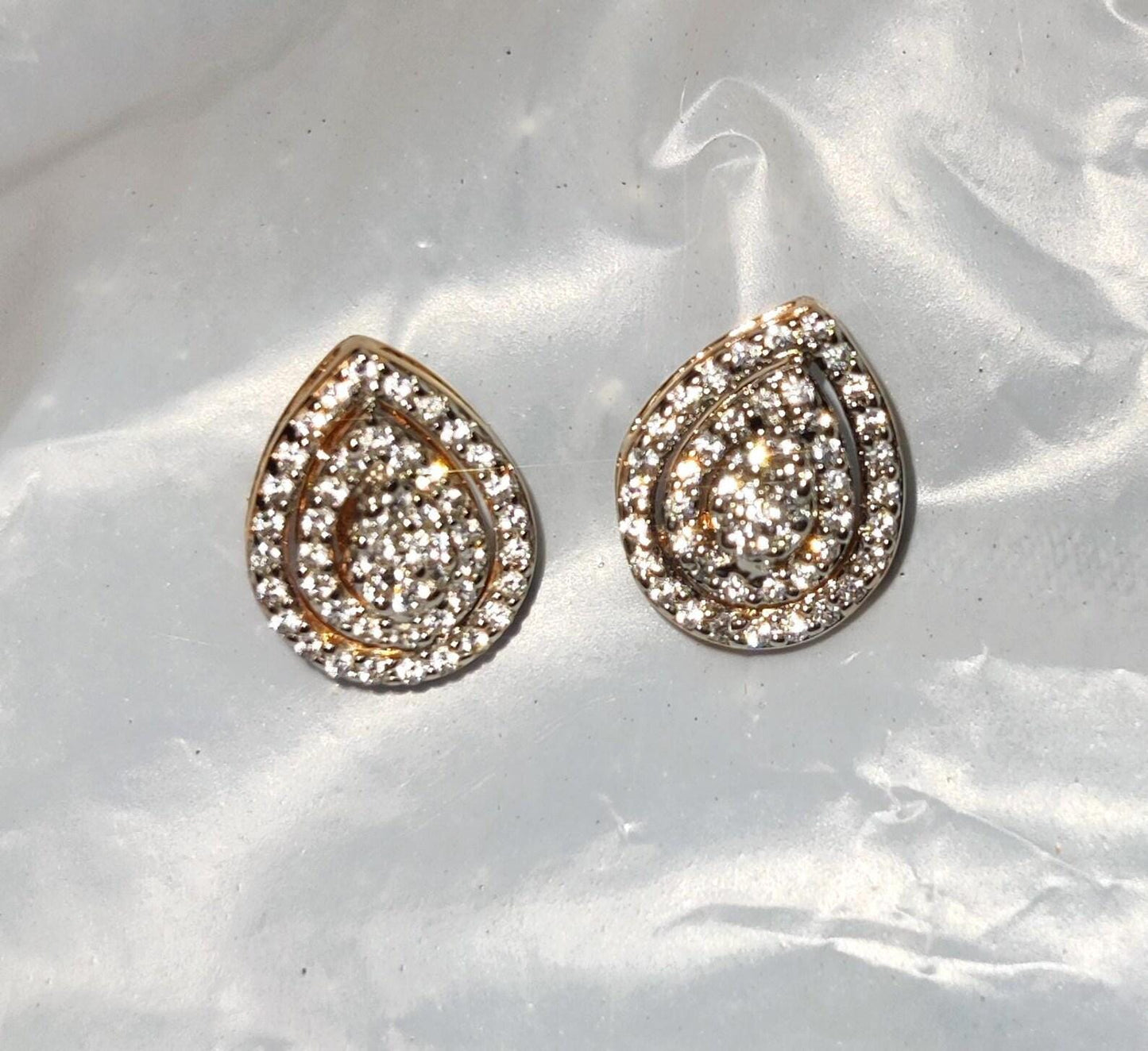 2Ct Diamond Stud Earrings VVS1 Diamond Cluster Halo Stud Earrings 14K Rose Gold Finish 925 Silver Stud Earrings Push Back Stud