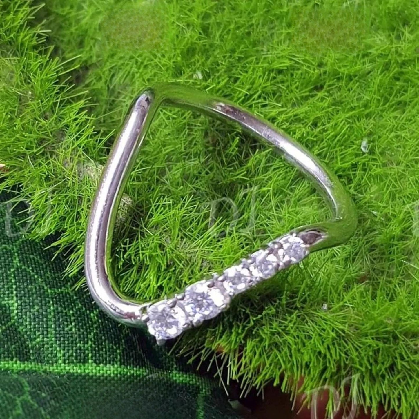 1.50Ct Round Cut Simulated Diamond Wedding Engagement Five Stone Band Women's Engagement Ring 14K White Gold Plated 925 Silver