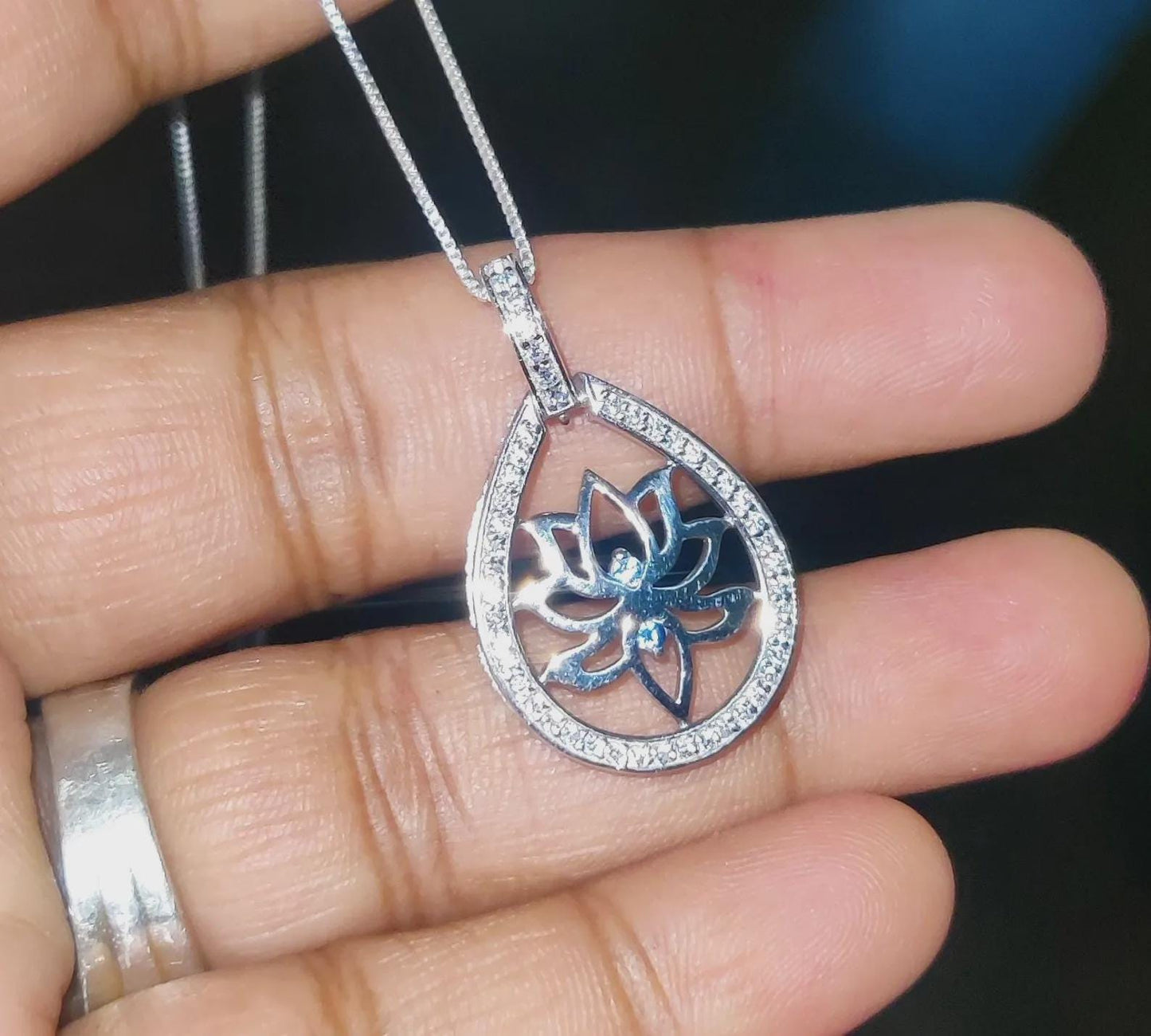 1Ct Round Cut Simulated Diamond Flower Lotus Pendant Necklaces Pendant 14K White Gold Over Moissanite Lotus Women's Pendant